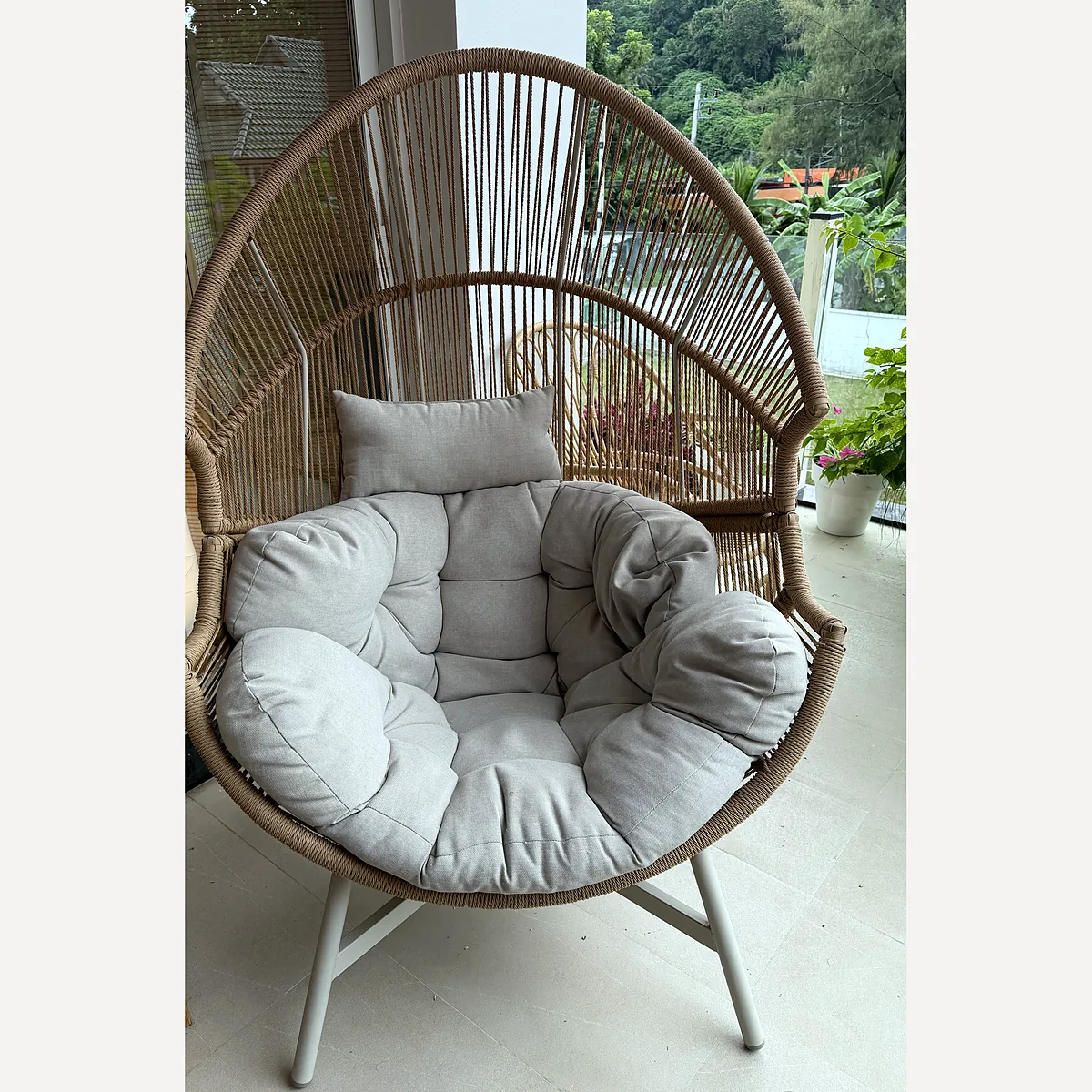 Outdoor rope cocoon lounge chair